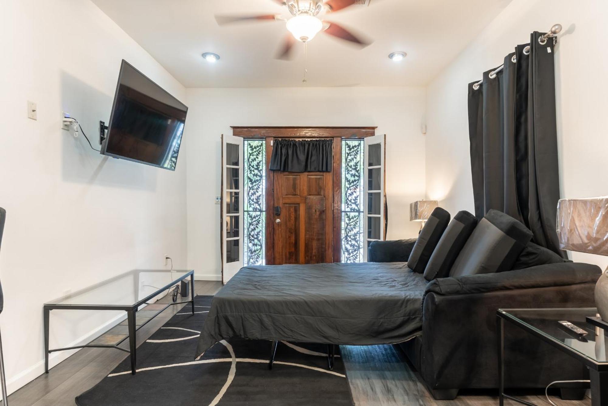 Beautiful With Jazucci Tub Holiday home *